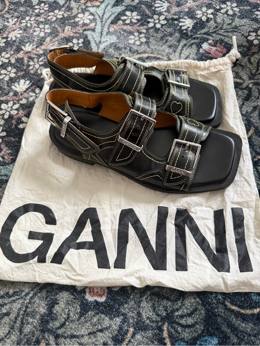 Ganni Western Embroidered Black Leather Sandals - Picture 5 of 6